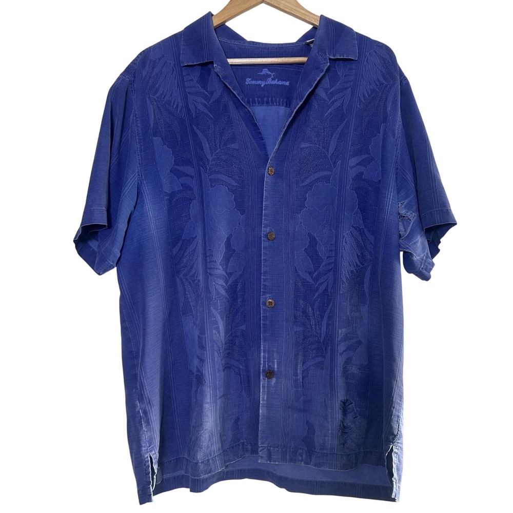 Tommy Bahama Camp Shirt Blue 100% Silk Floral Textured Distressed Short Sleeve